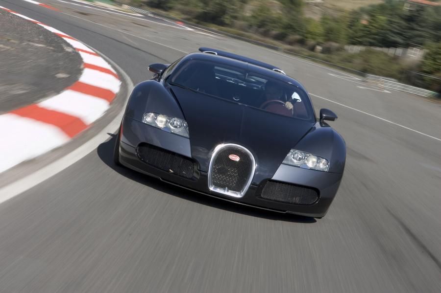  Bugatti Veyron 16.4 2005 года  (фото 71 из 98)